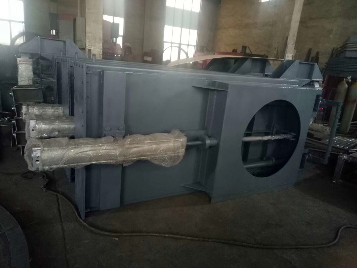 ���(d��ng)���^�T(m��n)